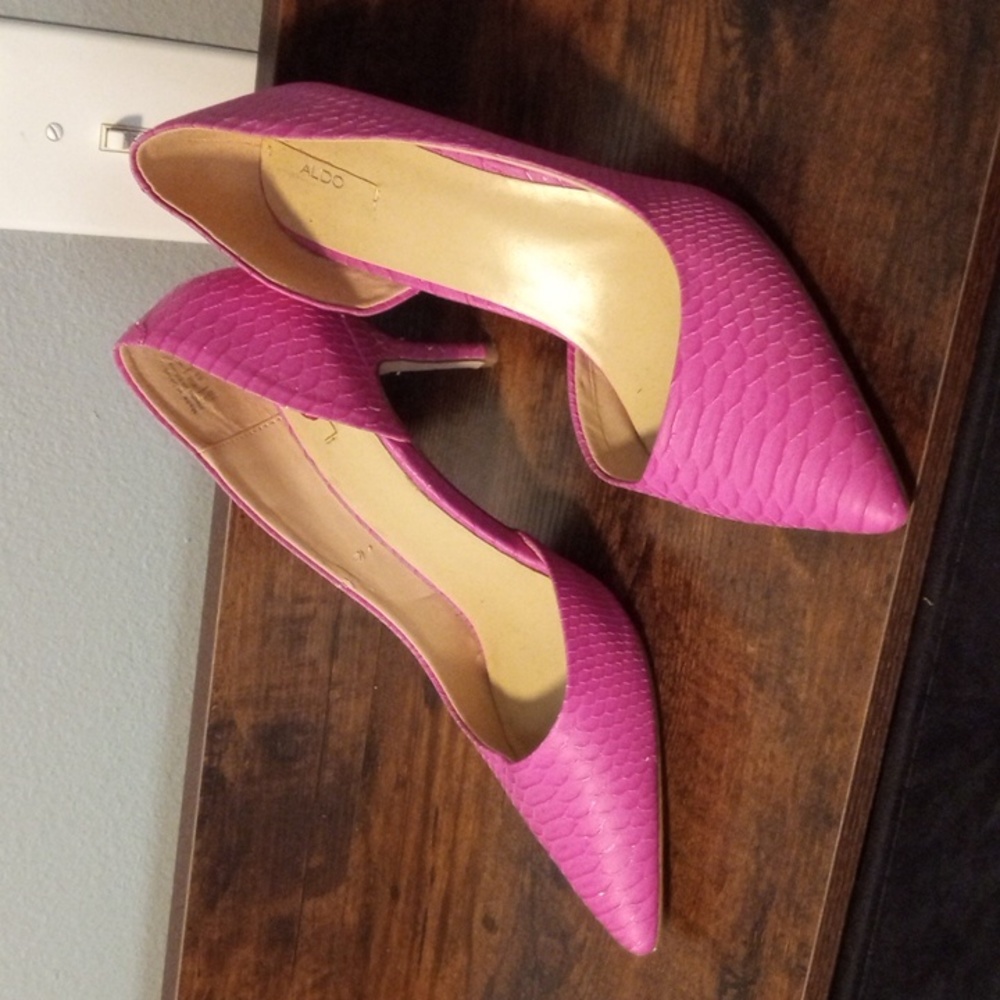 Aldo pink size 10 heels